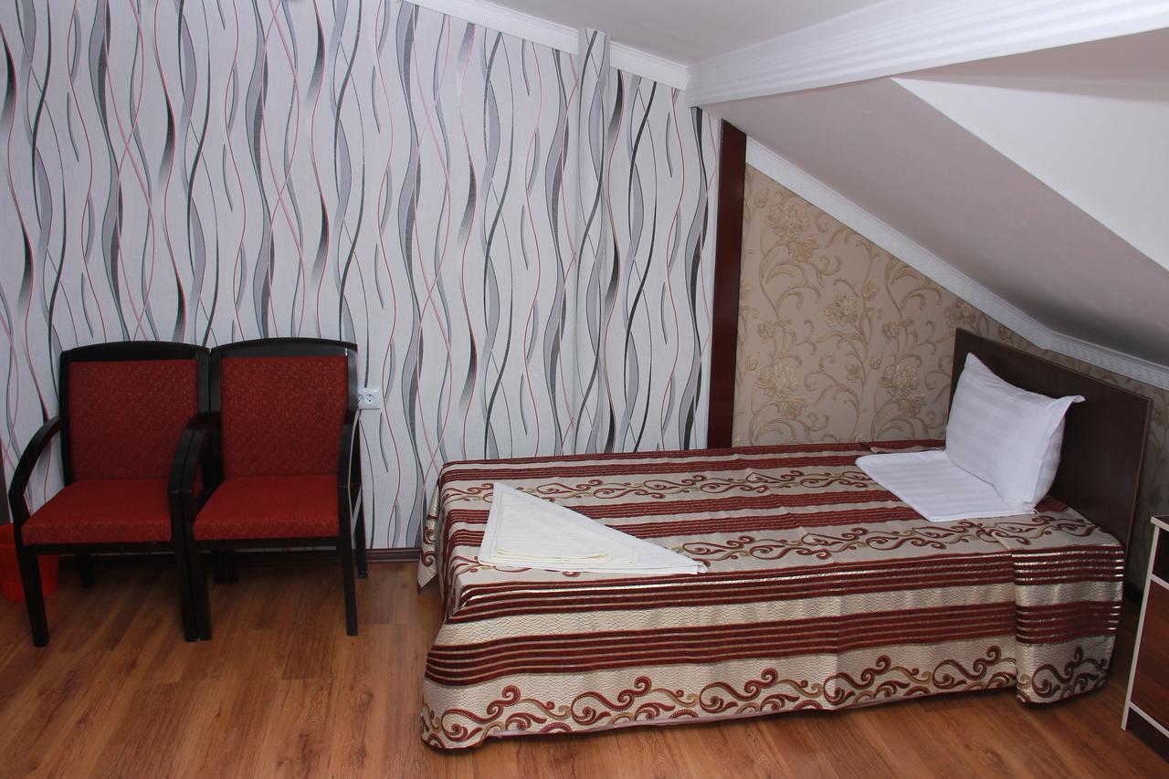 Ratmina Hotel نكوص المظهر الخارجي الصورة